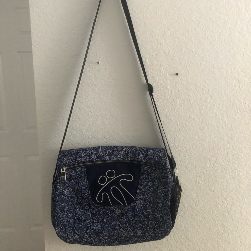 Totto laptop bag.